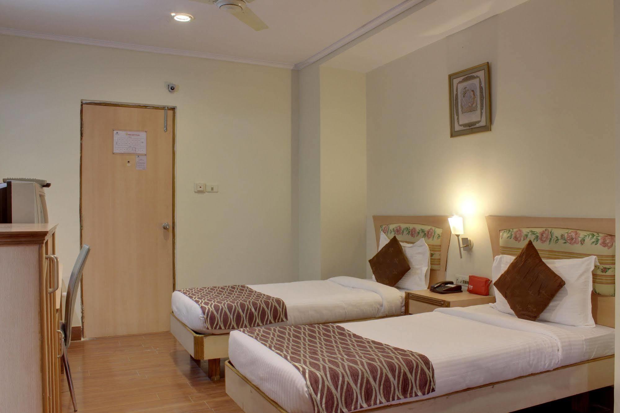 Oyo Rooms Abids Hyderabad Exterior photo